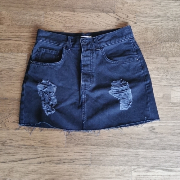 FOREVER 21 Denim Mini Distressed Button Fly 27 - Picture 1 of 5